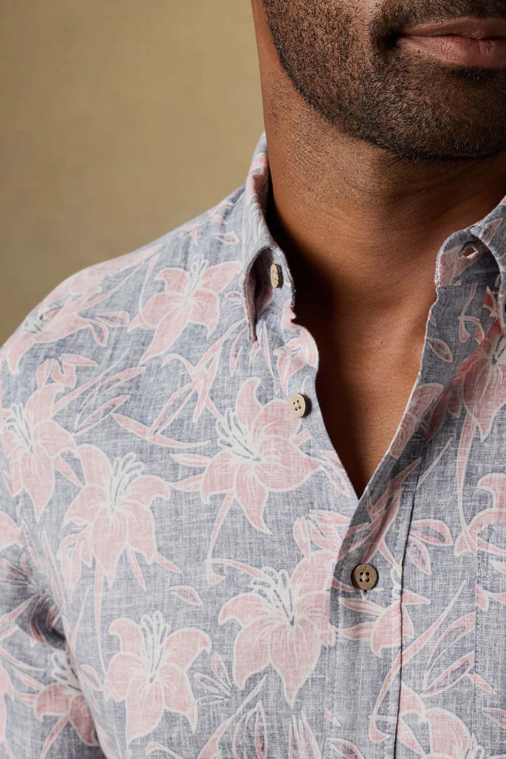 Breeze Shirt Navy Red Lotus
