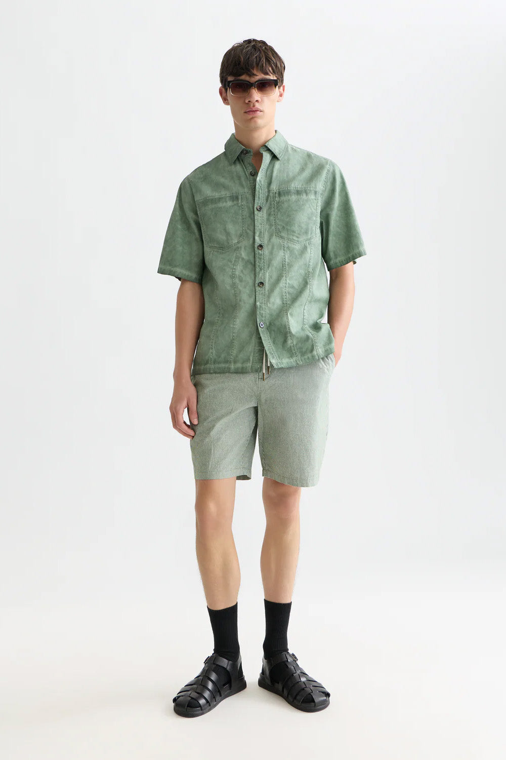 FAVE BERMUDA SHORT Garden Green Stripe